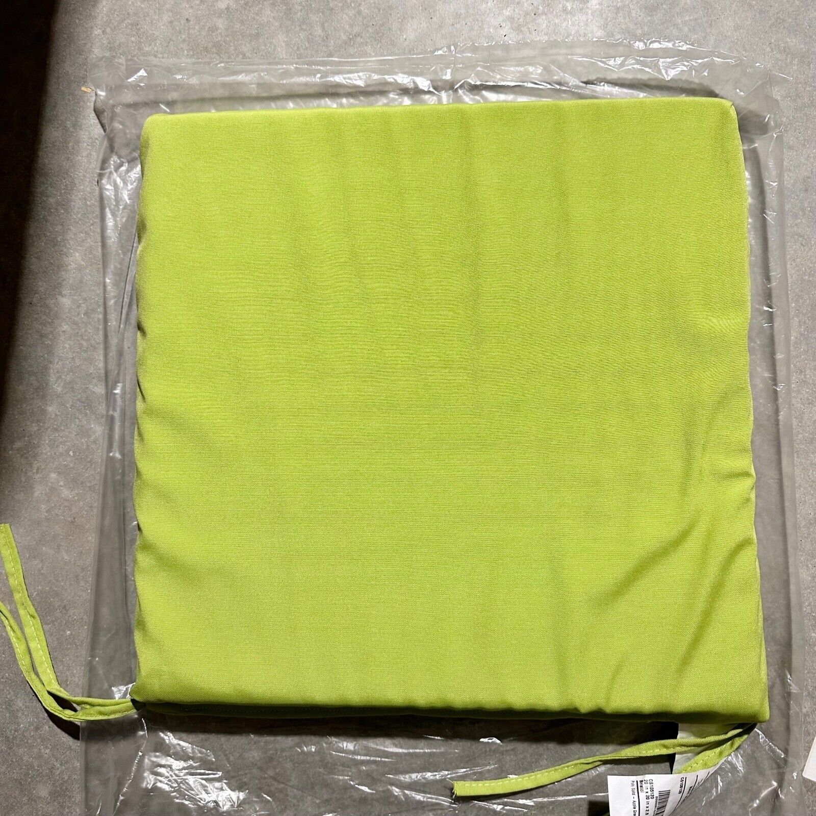 Sunbrella Apple Green Indoor Outdoor Square Chair Pad Cushion 20"x20"2.5" Ties